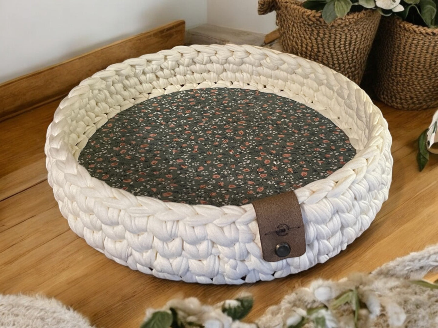 Crochet Basket - Round (M) - floral base